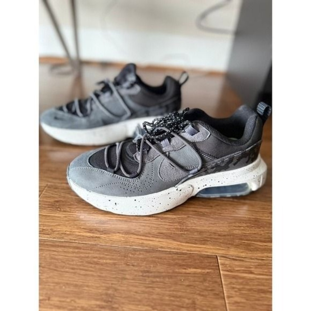 Nike Air Max Viva Iron Grey Camo Speckled Sneakers DB5268-002 Womens 10